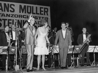 Asientournee  1966 mit dem SWF-Tanzorchester Rolf Hans Müller